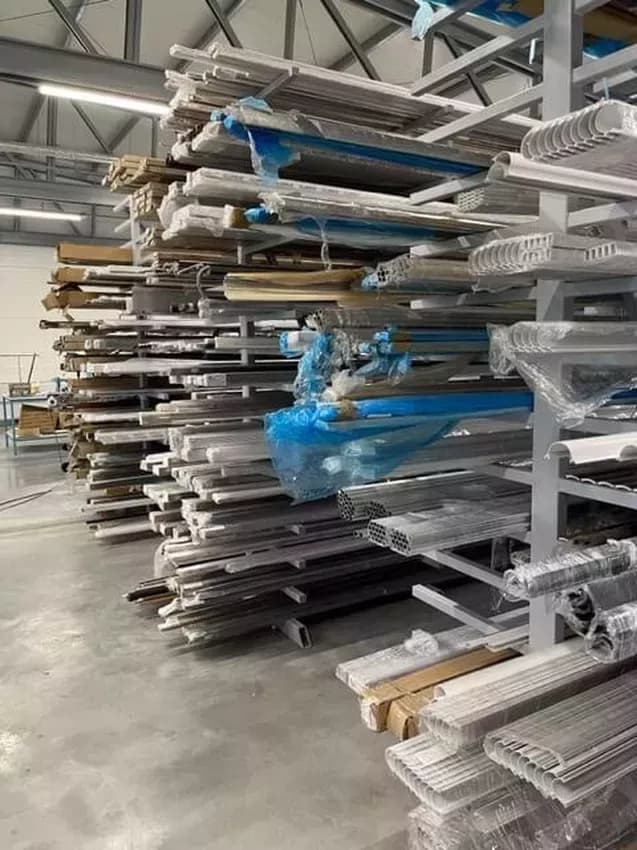 Hala — montaż rolet